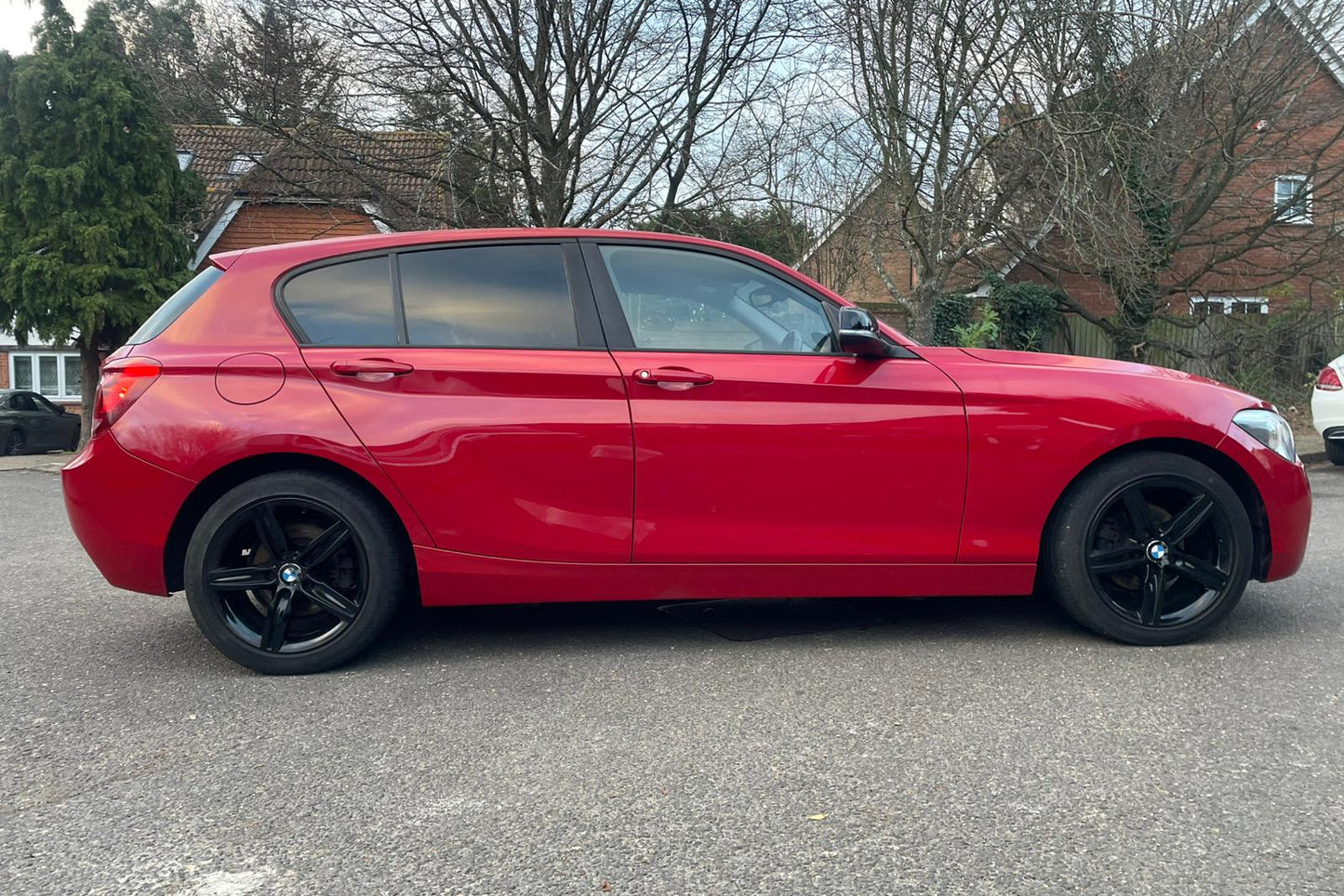 BMW F20 116i Sport - Crimson Red