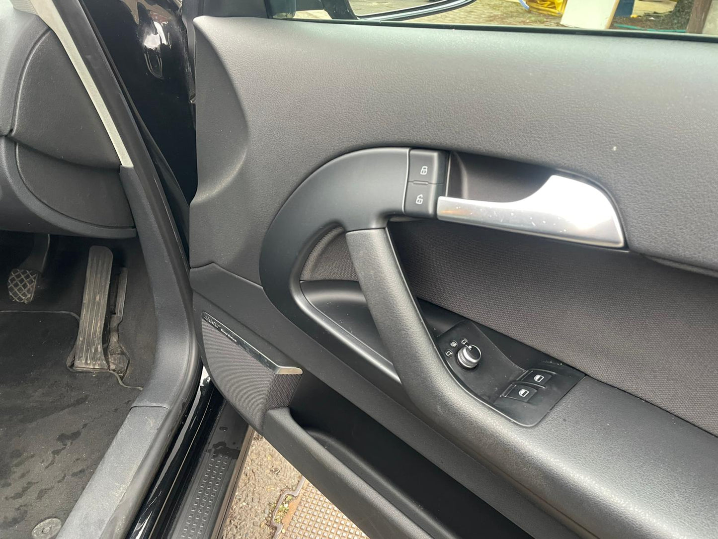 audi a3 window