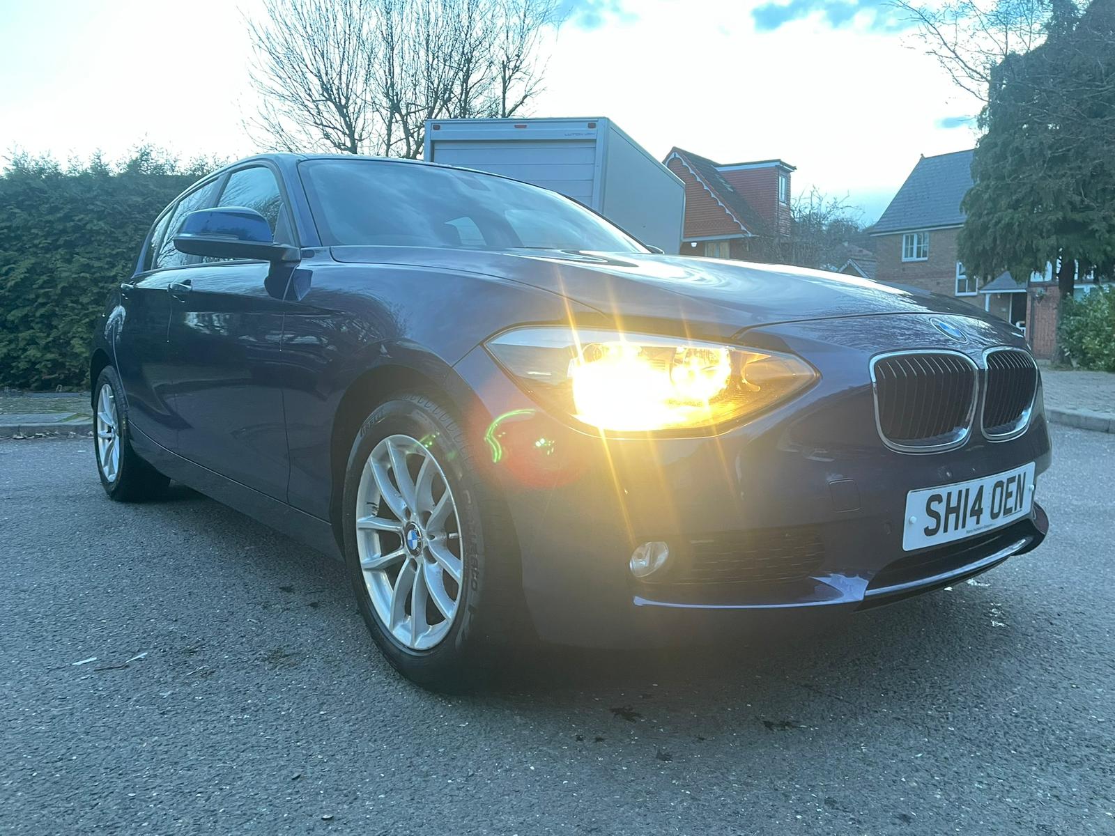 blue bmw 116i 