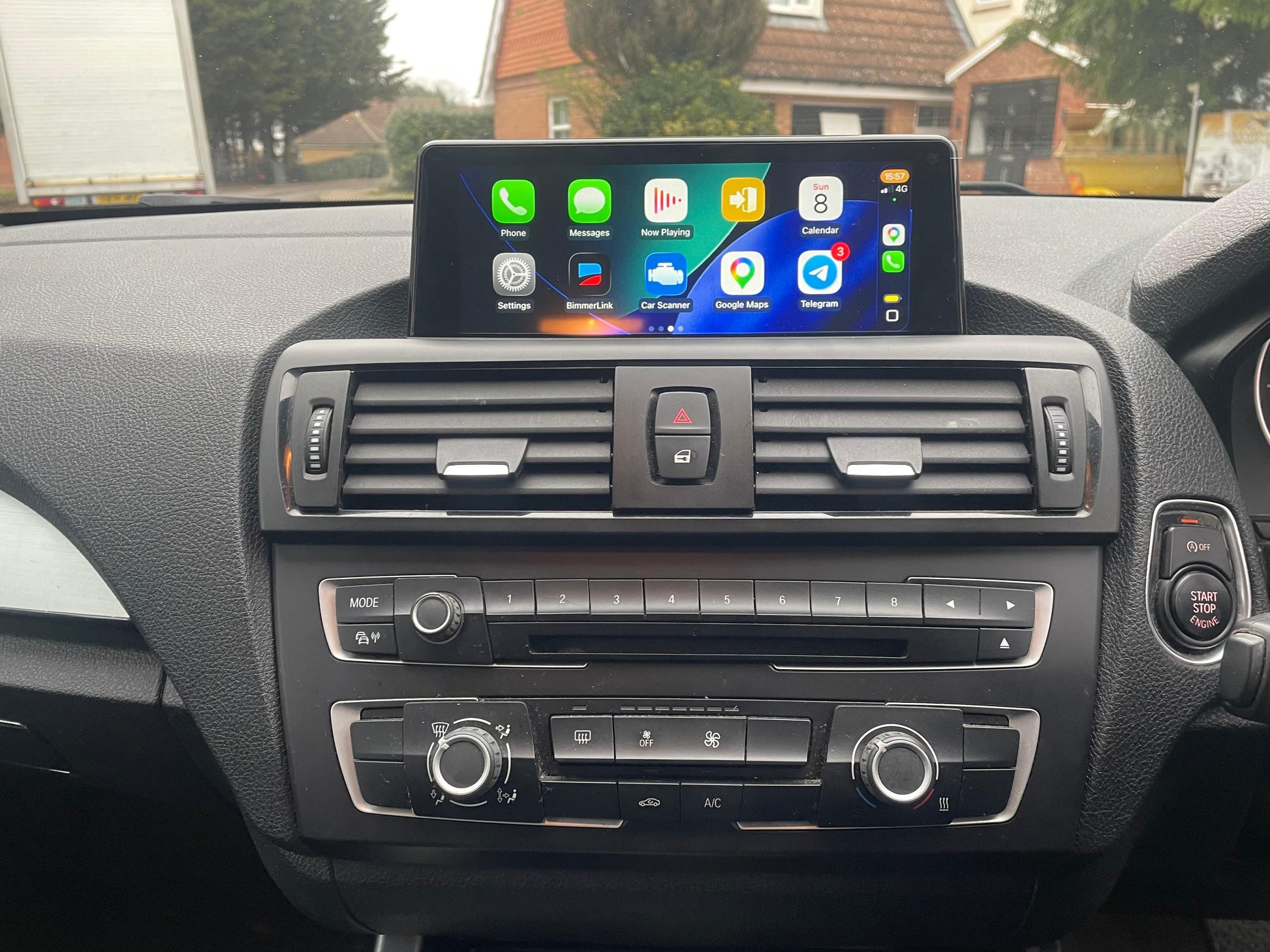 bmw 1 series carplay